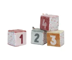 4 Cubos Apilables Blanditos Flores y Mariposas