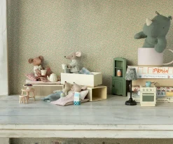 Ratón Hermano Mayor en Caja