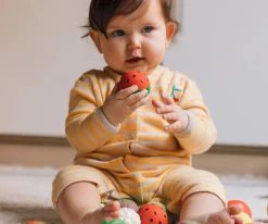 Set 3 Pelotas Sensoriales, Mordedor y Juguete de Baño Fruit Salad