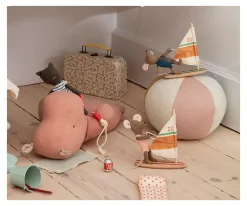 Surfista Ratón Hermana Pequeña